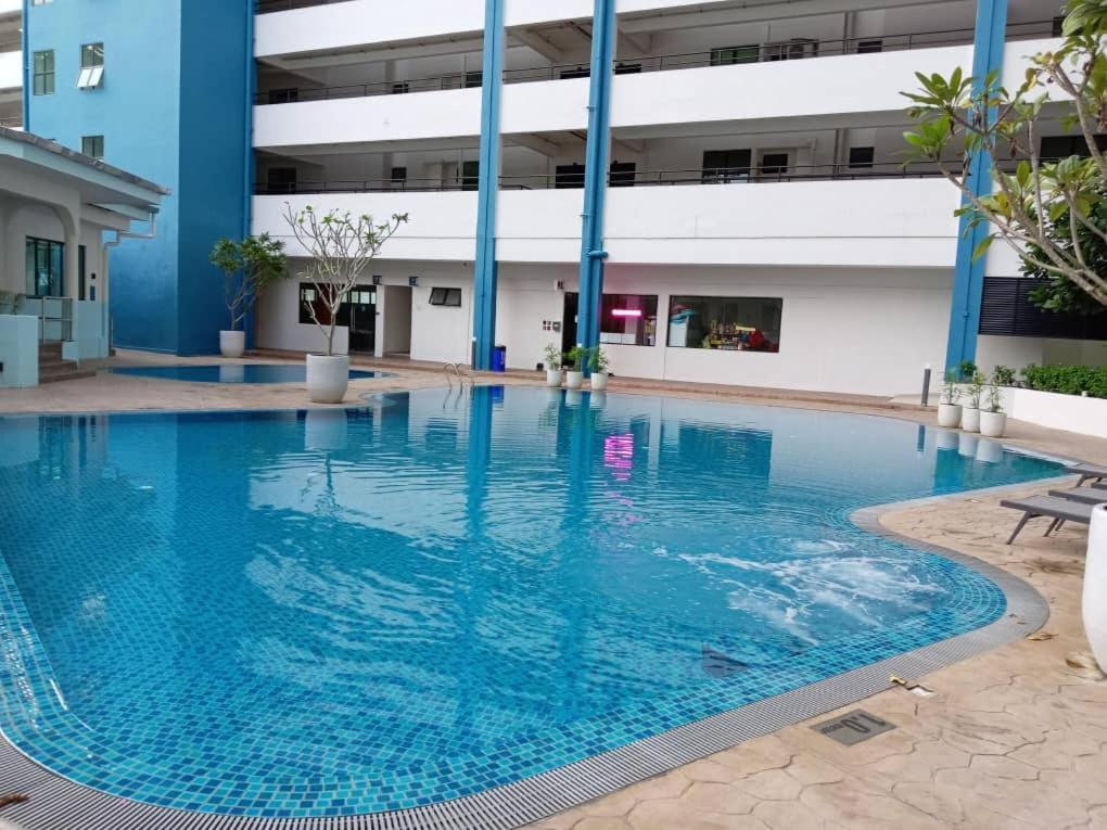Pantai Puteri Melaka - Seaview 2 Bedroom Tanjung Kling Exterior foto